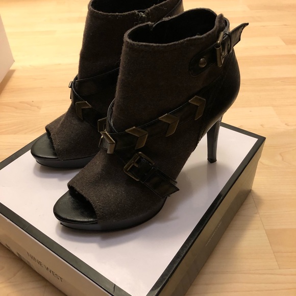 Nine West bootie - Picture 1 of 6